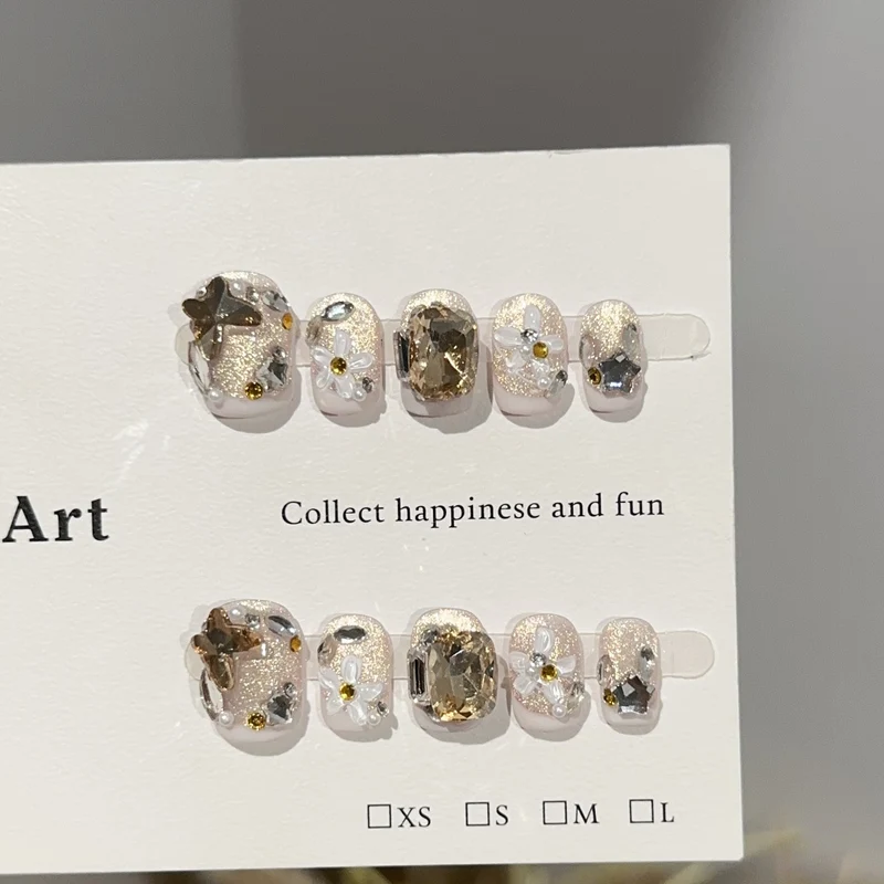 Dekoratives Floral Press-On Nagelkunst Set