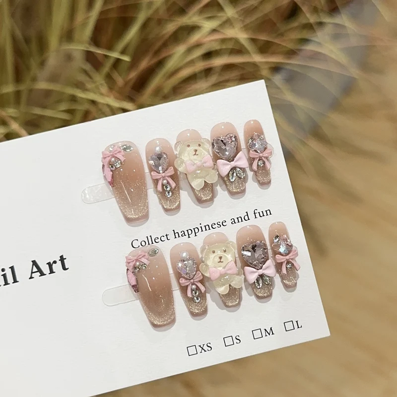 Niedliches Themen-Press-On-Nagelset