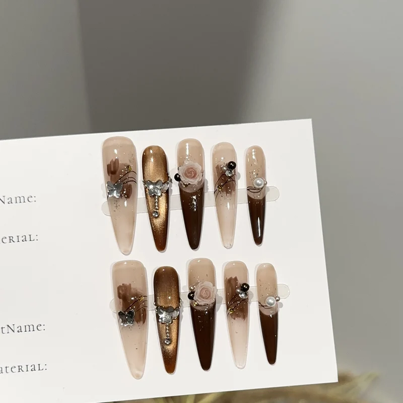 Benutzerdefinierte artikulierte Press-On Nägel