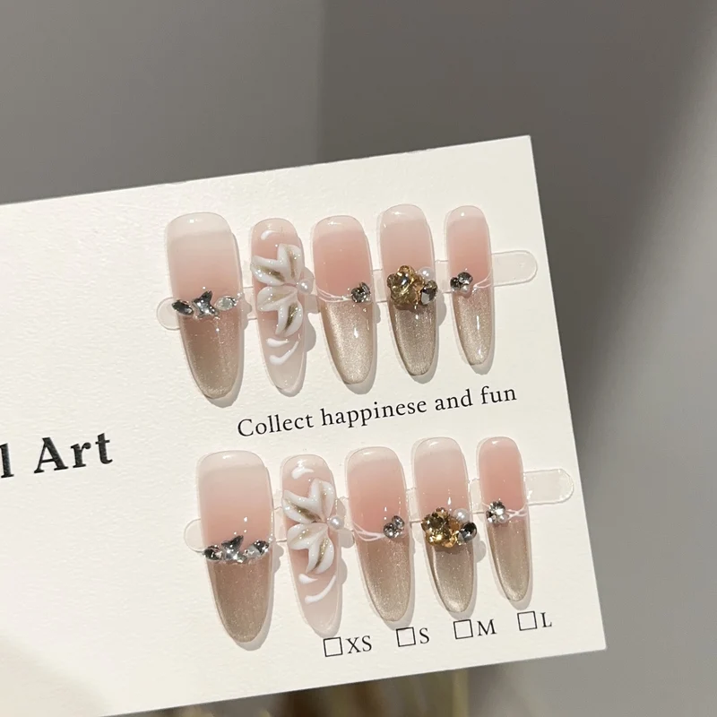Kreatives Floral Nagelkunst Set
