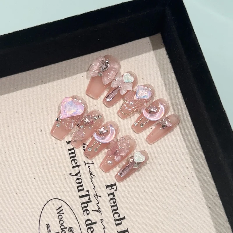 Künstlerisches Nageldesign-Set