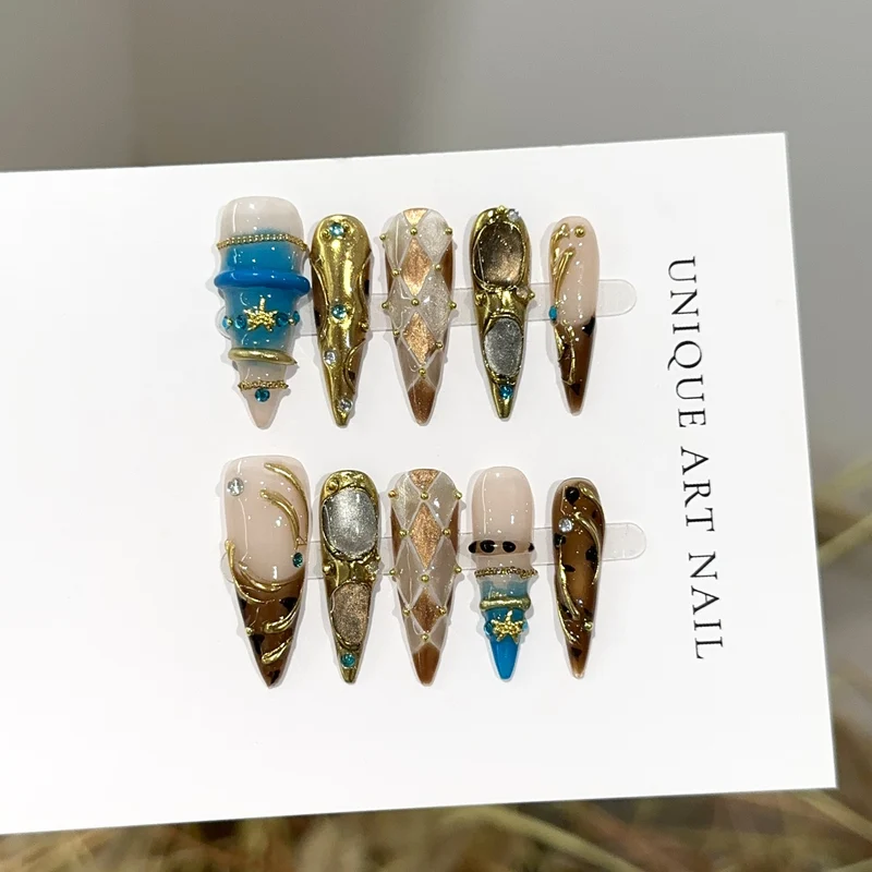 Künstlerisches Lang-Stiletto Press-On Nagelset