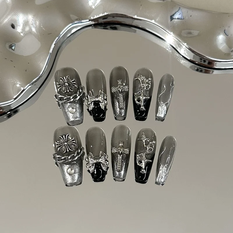 Künstlerisches gotisches Drucknagel-Set