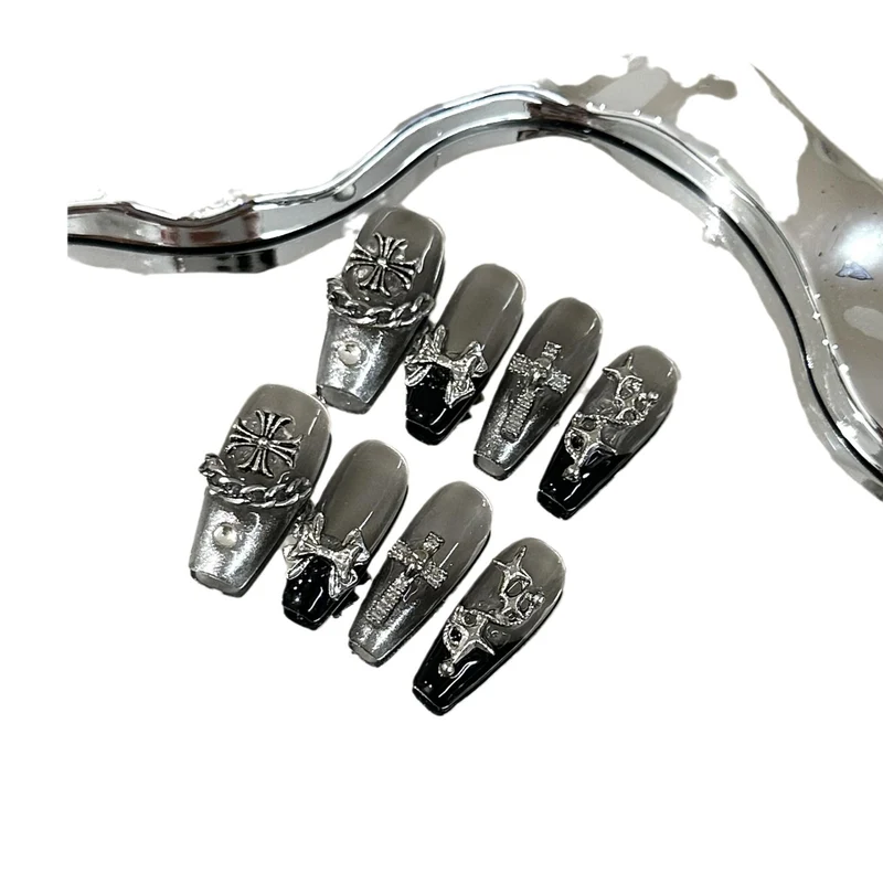 Künstlerisches gotisches Drucknagel-Set