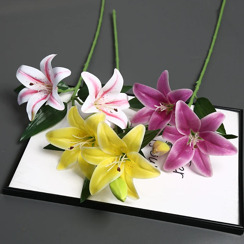 Lebensnahe Künstliche Blumenanordnung