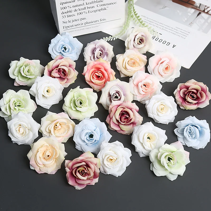 Blumenbrosche für dekorative Zwecke und Anzeige