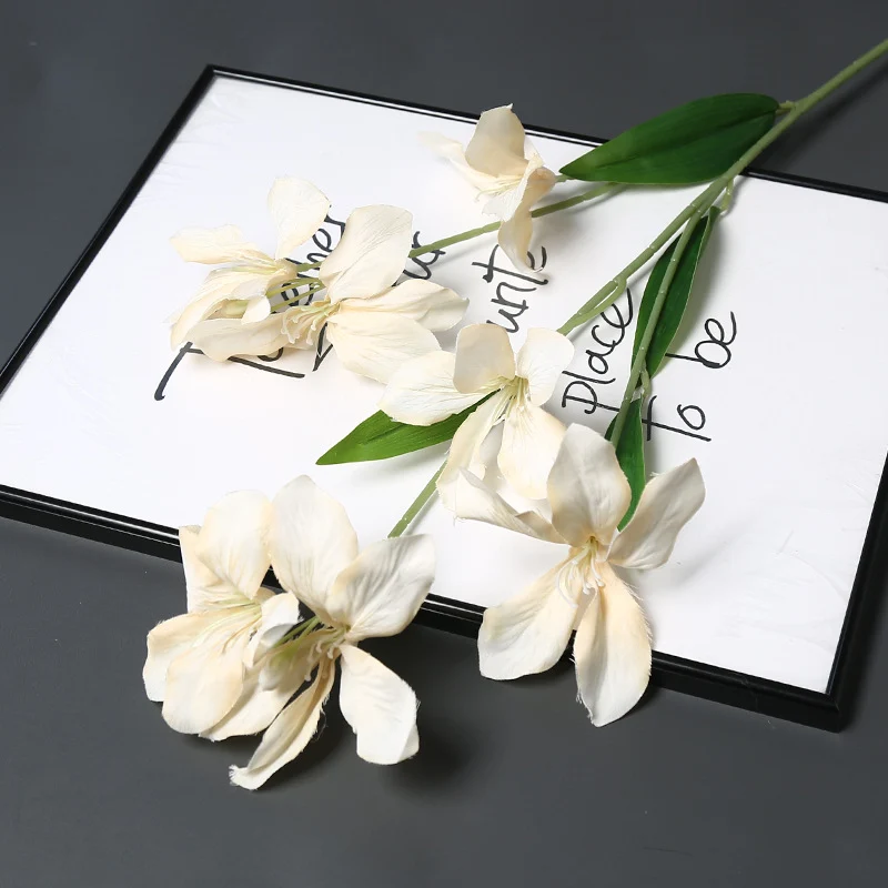 Faux Floral Bouquet für Tischdekoration zuhause