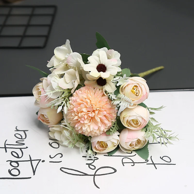 Elegante Künstliche Blumenstrauß
