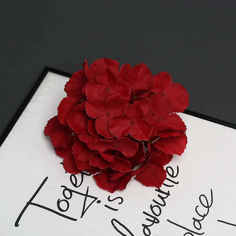 Elegante dekorative Blumenarrangement