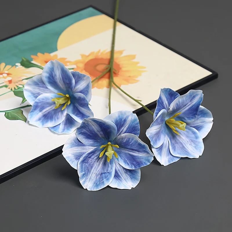 Dekorative Blumenstiel für die Innendekoration