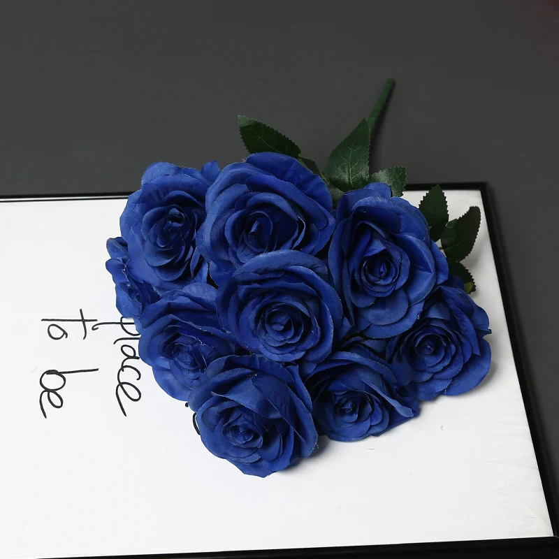 Dekorative Blumen für die Heimdekoration