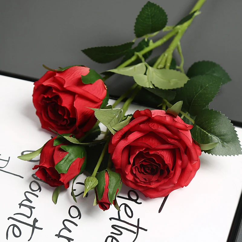 Künstliche Blumenarrangement für die Wohnkultur