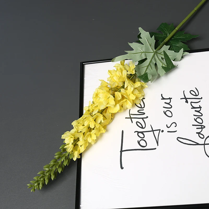 Künstlicher floraler Akzent für die Heimdekorationsausstellung