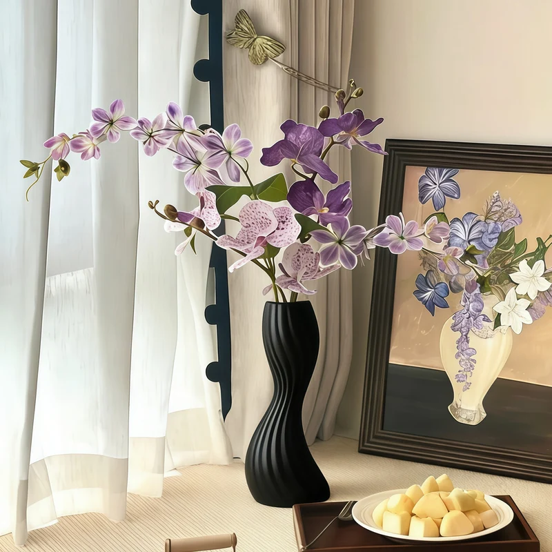 Elegante Verdrehte Keramikvase
