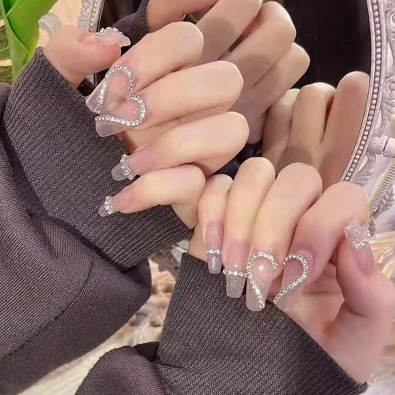 Glamouröse mit Strass verzierte Press-On Nagelset