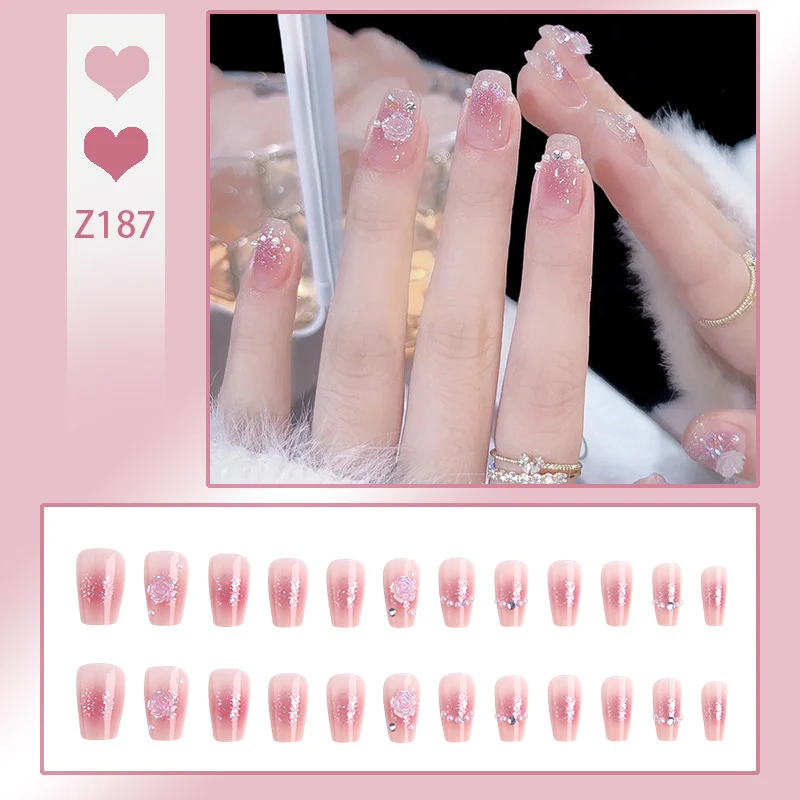 Elegantes florales dekoratives Press-On-Nagelset