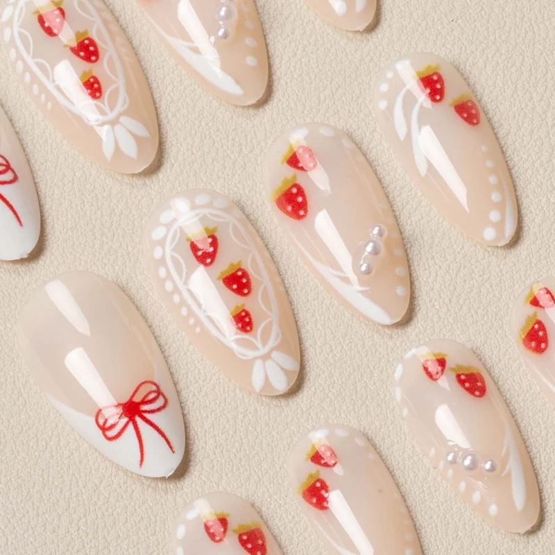 Dekorative Nagelkunst
