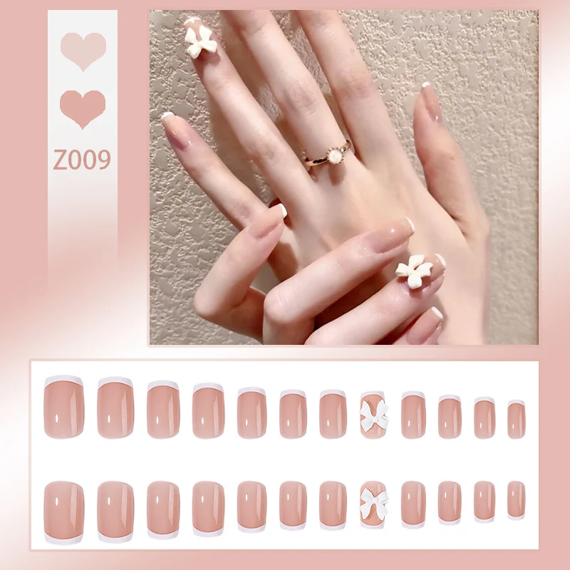 Dekoratives Floral Press-On Nagelset