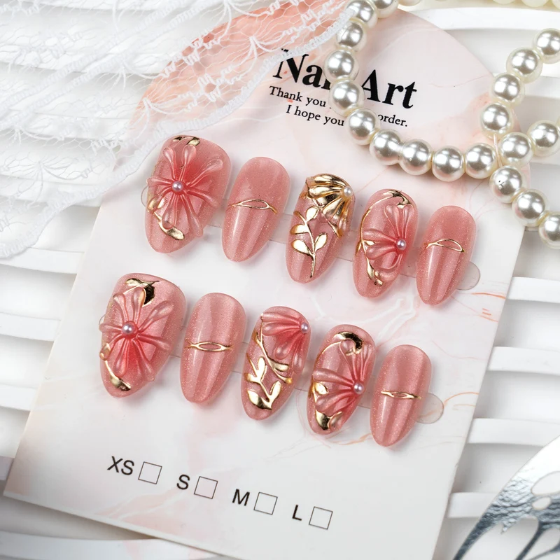Dekoratives, blumenschmuckbetontes Press-On-Nagelset