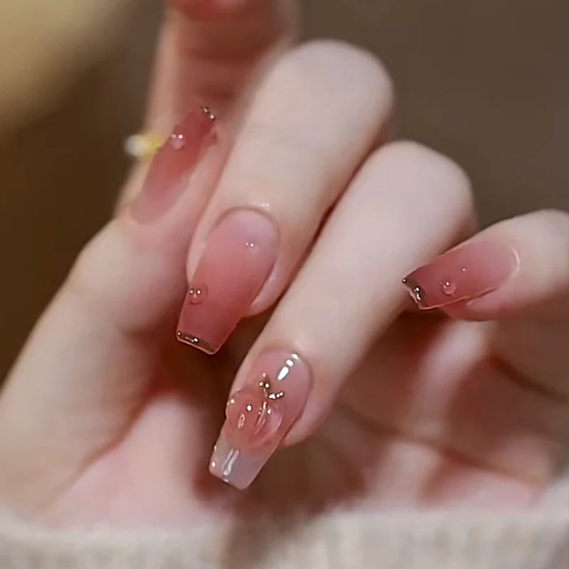 Künstliches Nageldesign