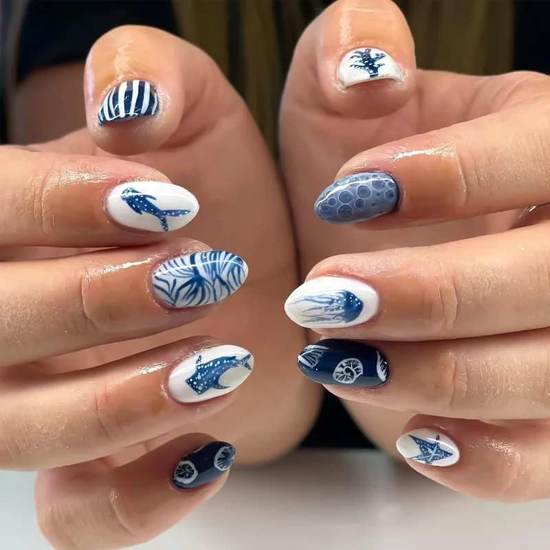 Künstlerisches Meer-Themen Press-On Nagelset