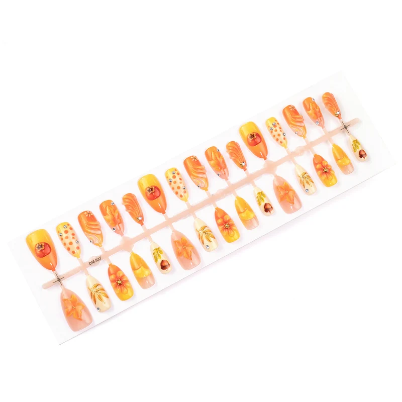 Künstlerisches Nagelkunstset