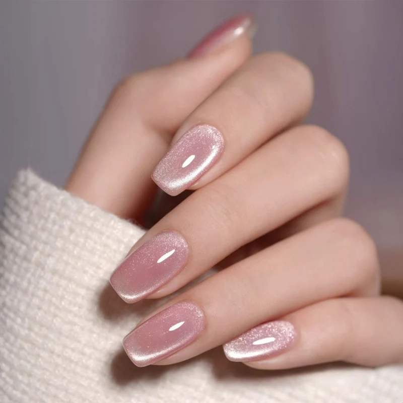 Künstlerisches Lange Press-On Nagelset mit abstraktem Design