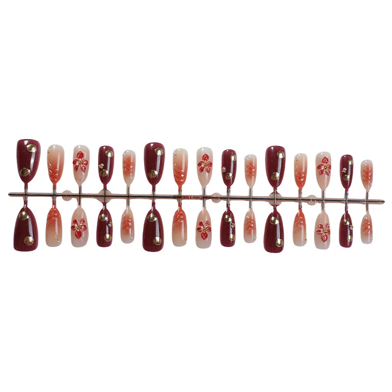 Künstlerische Blumenakzent Press-On Nagelkollektion