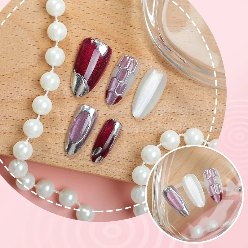 Chic Stilvoller Press-On Nagelkunst