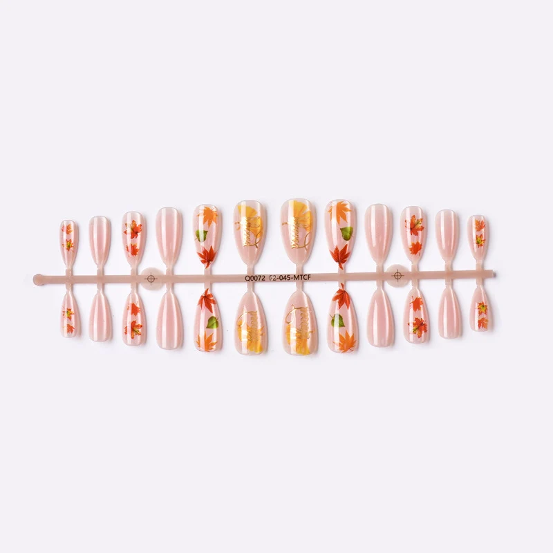 Herbstlaub-inspiriertes Press-On-Nagelset