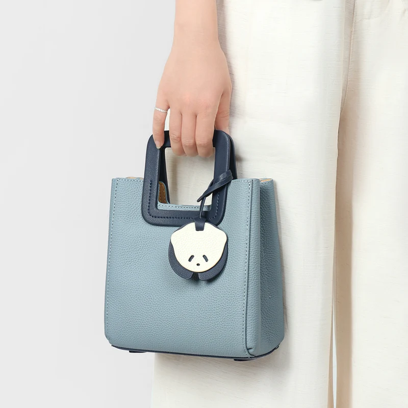 Petite Strukturiertes Genarbtes Quadratgriff Mini Tote