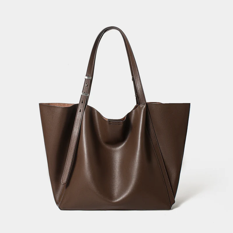 Minimalist Sculpted Tote mit verstellbaren Schulterriemen