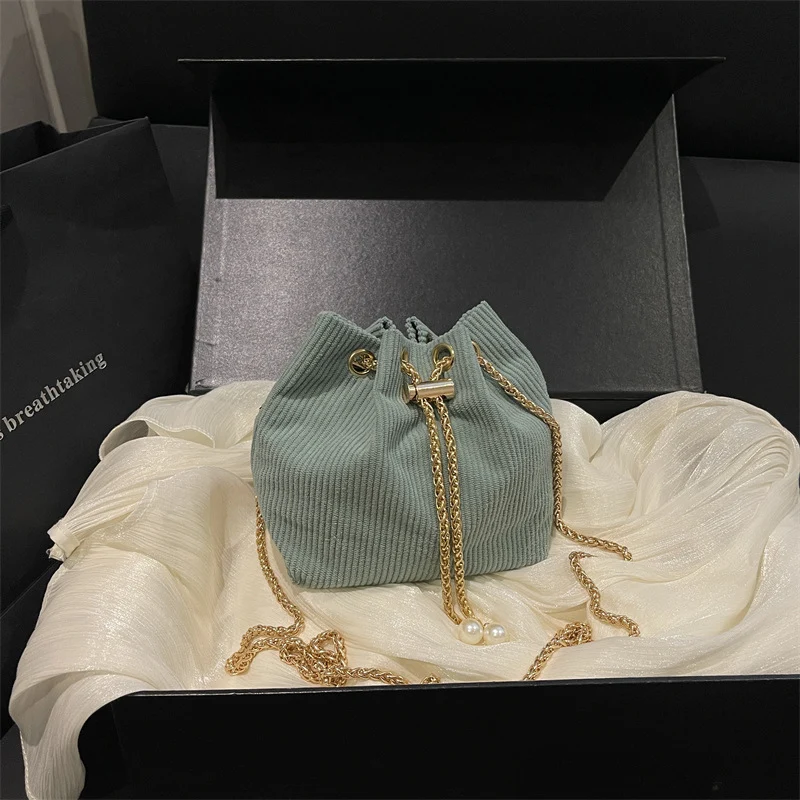 Stylische Leopardenmuster-Bucket-Handtasche