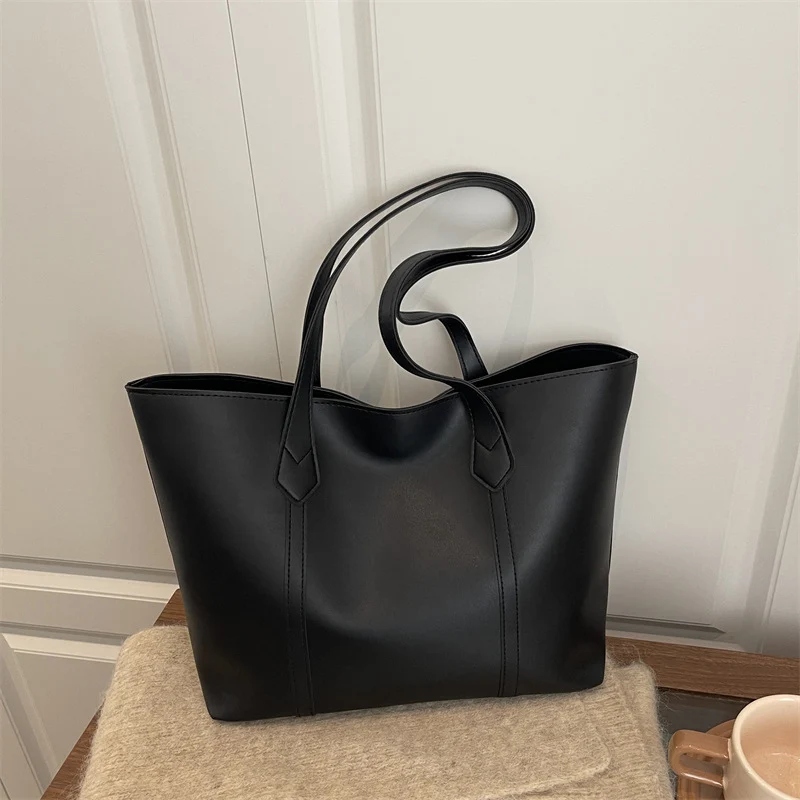 Schlichte Minimalistische Leder Tote Bag