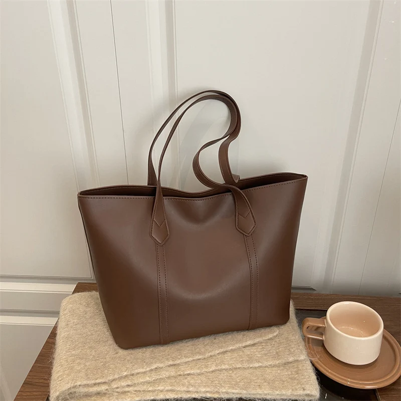 Schlichte Minimalistische Leder Tote Bag