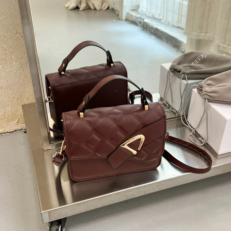 Gepolsterte Handtasche