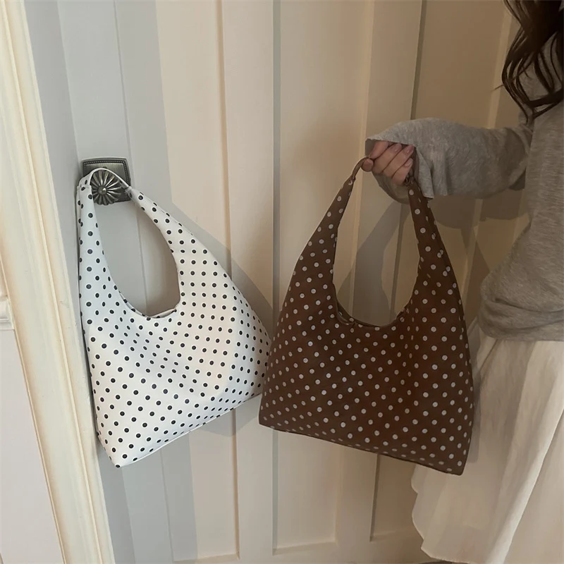 Polka Dot Hobo Tasche