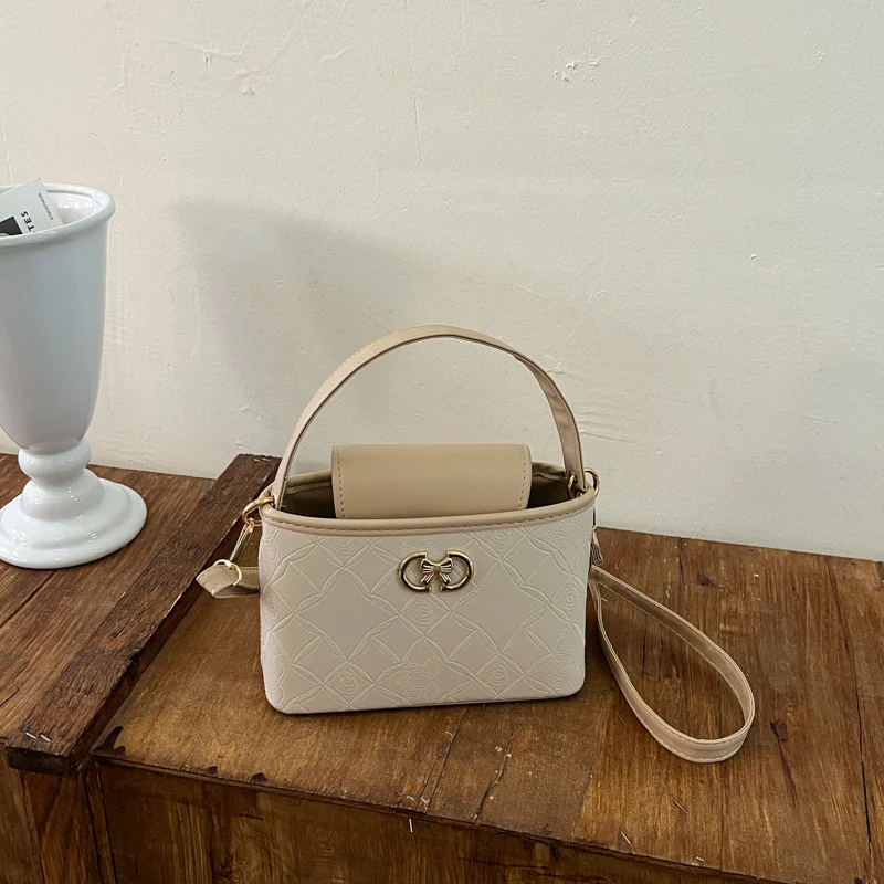 Moderne gesteppte Handtasche