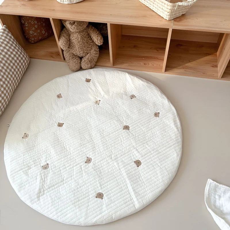 Runder Bildungs Baby Spielteppich mit Alphabetrand und Bärenillustration