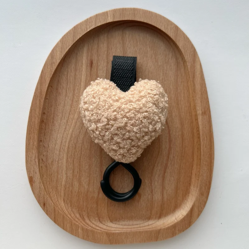Plüsch Herz Schnullerhalter mit Silikon Beißring