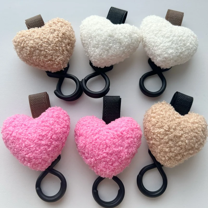 Plüsch Herz Taschenanhänger Schlüsselring mit Stoffschlaufe und Gummi O-Ring
