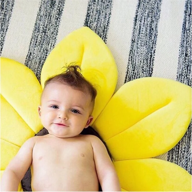 Plüsch-Blütenblatt Baby-Spielmatte für Bauchzeit und Kinderzimmer Fußkissen