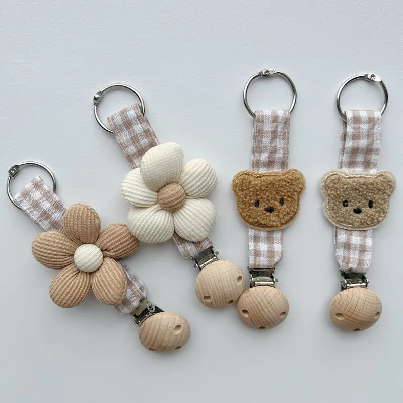 Baumwolle Gingham Strap Schnullerclip mit gepolstertem Blumenschlafsack und Holz-Sicherheitsklammer