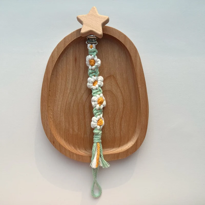 Baumwolle Häkelblumen Schnuller und Beißring Clip mit Holz Herz Sicherheitsclip
