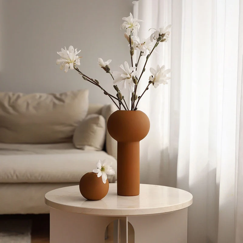 Skulpturaler Minimalistischer Keramikvase