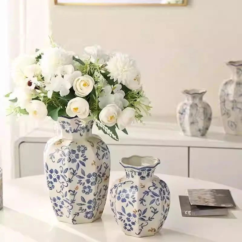 Blumeninspiriertes Dekoratives Keramikvase
