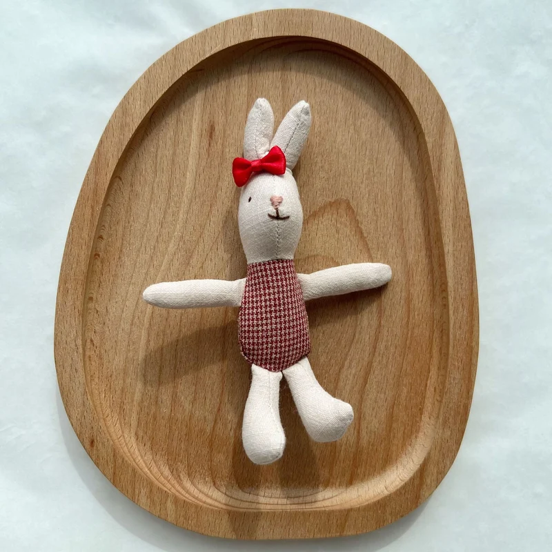 Miniatur Leinen Kaninchen Komforter Plüsch mit Gingham-Taschenkleid und Ripsband-Schleife