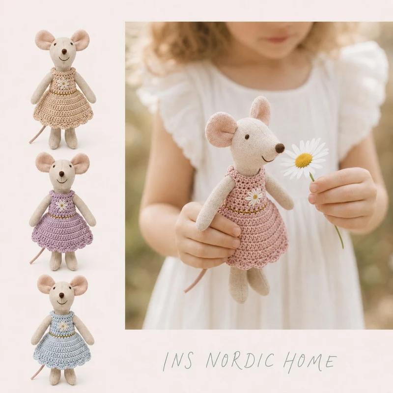 Miniatur handgenähte Leinenmaus Plüschtier mit gehäkeltem Kleid