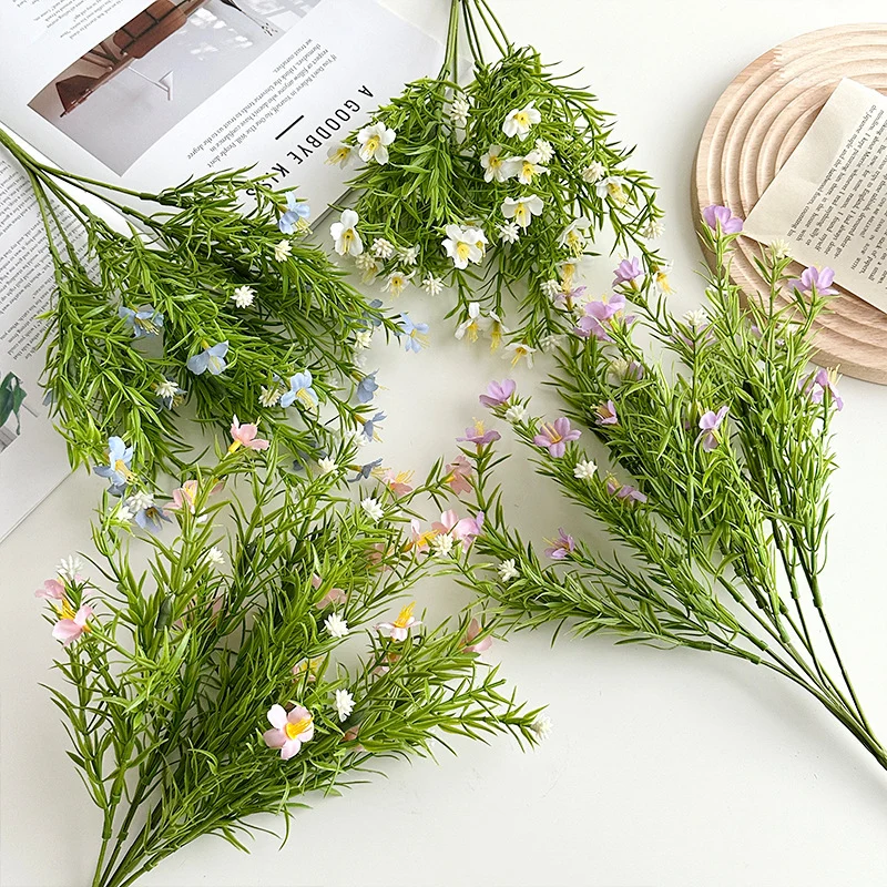 Realistischer Blumenstrauß
