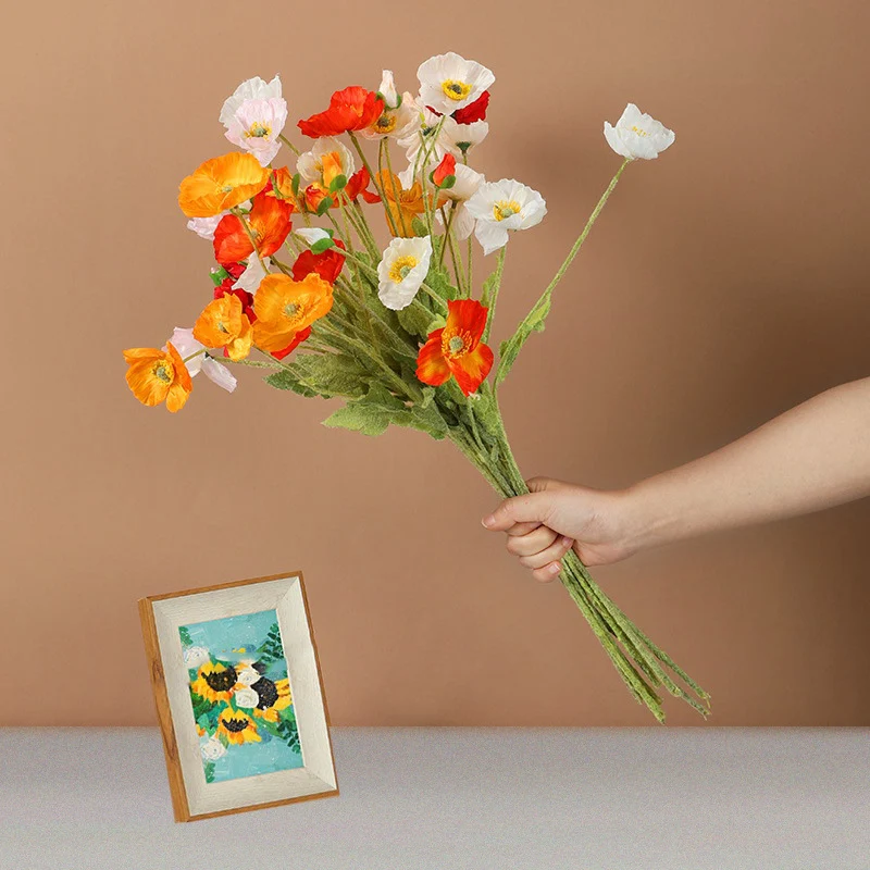 Lebensechter weißer Blumenschaft